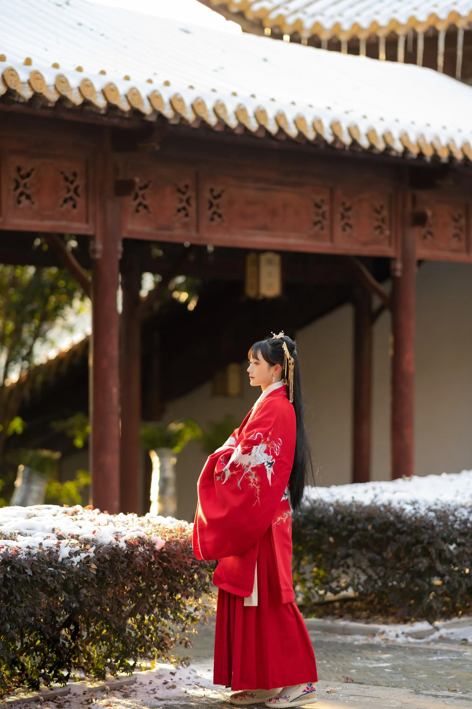 [艺图语] 2022.06.18 深宫雪 兔子Zzz不吃胡萝卜 [28P]插图5
